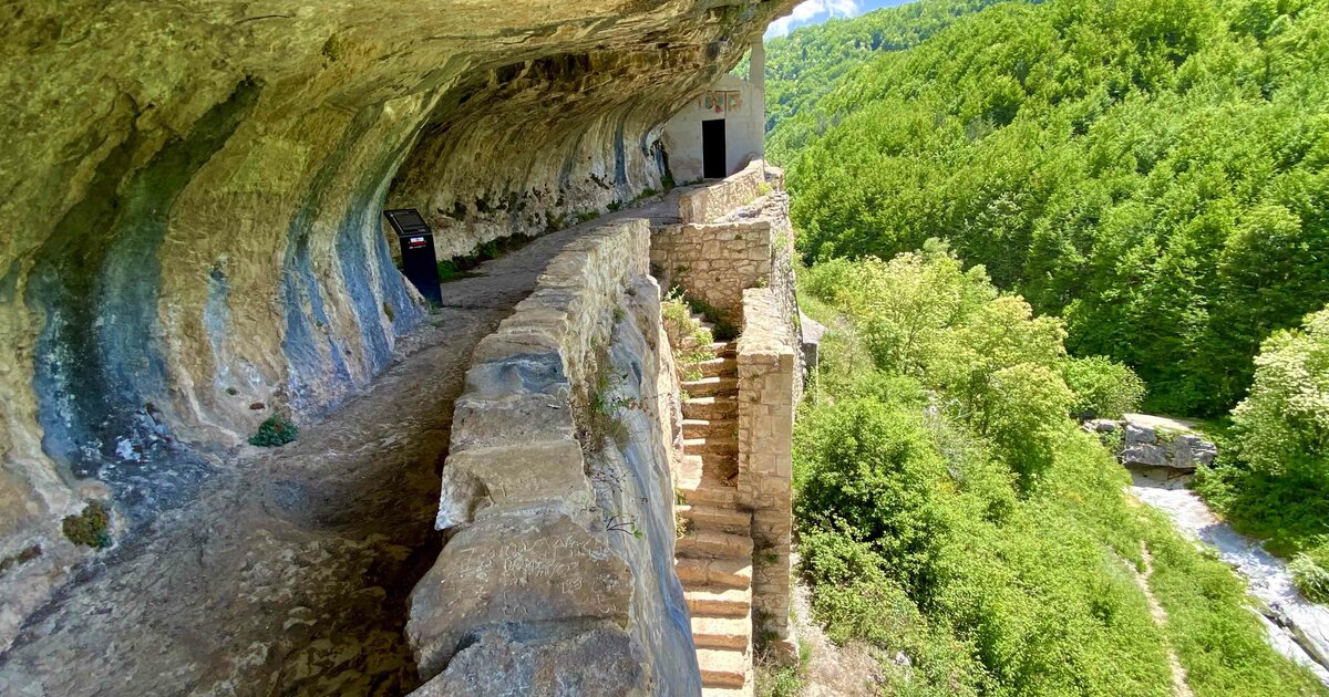 EREMO di San Bartolomeo in Legio • Majellando